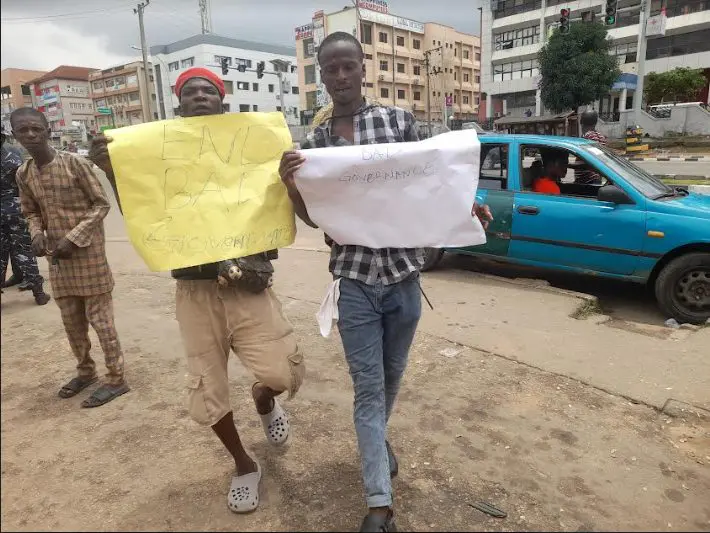 BREAKING: August 1 Protest: Protesters march to Presidential Villa