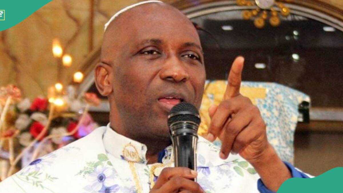 Primate Ayodele Shares New Prophecy, Predicts Sack of Tinubu’s Top Ally, “They Will Soon Gang Up"