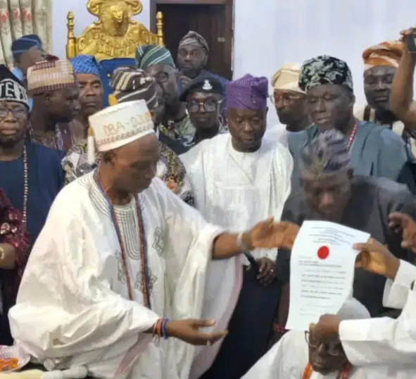 Ladoja officially crowned as ceremonial Oba for Olubadan throne