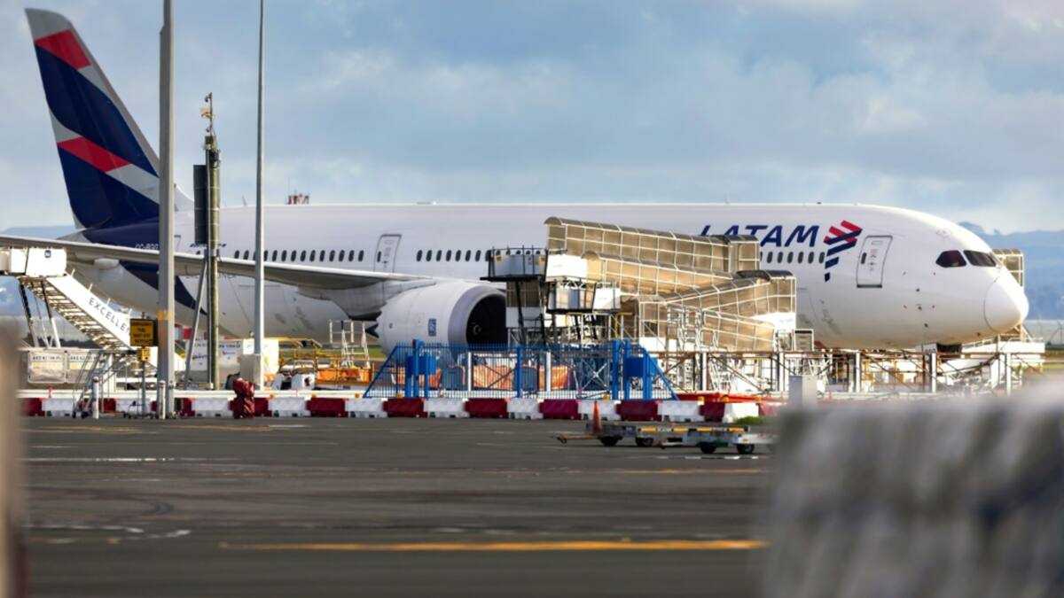 US orders Boeing 787 inspections after LATAM plane plunge