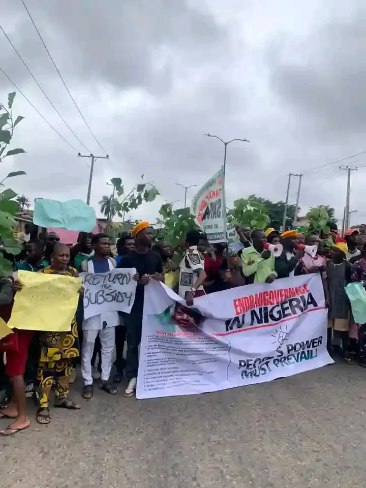 August 1: Banks, petrol stations, shops shut down as protests begin in Ibadan