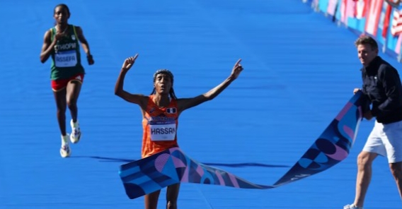 BREAKING: Sifan Hassan shatters Olympic record to win marathon gold in Paris