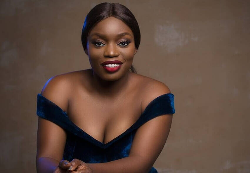 Bisola Reacts To Engagement Rumours