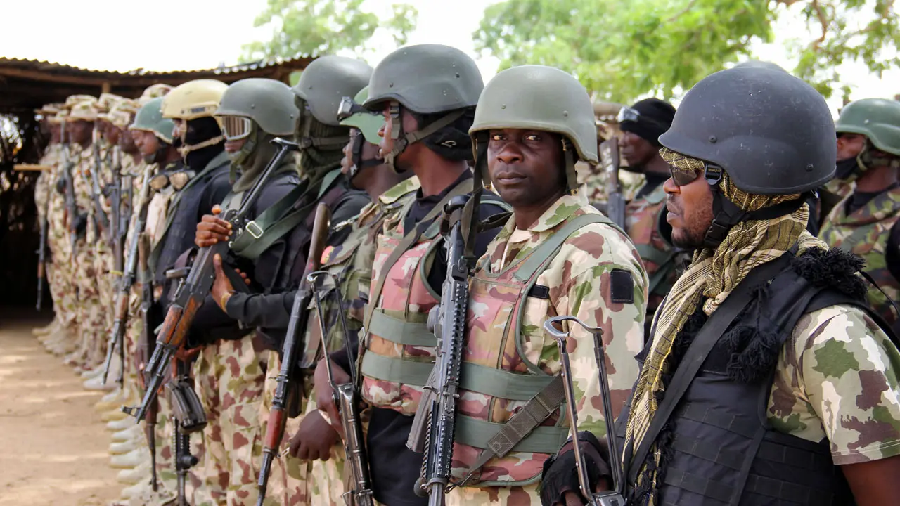 EndBadGovernance Protest: Army beefs up security in Edo as youths barricade roads