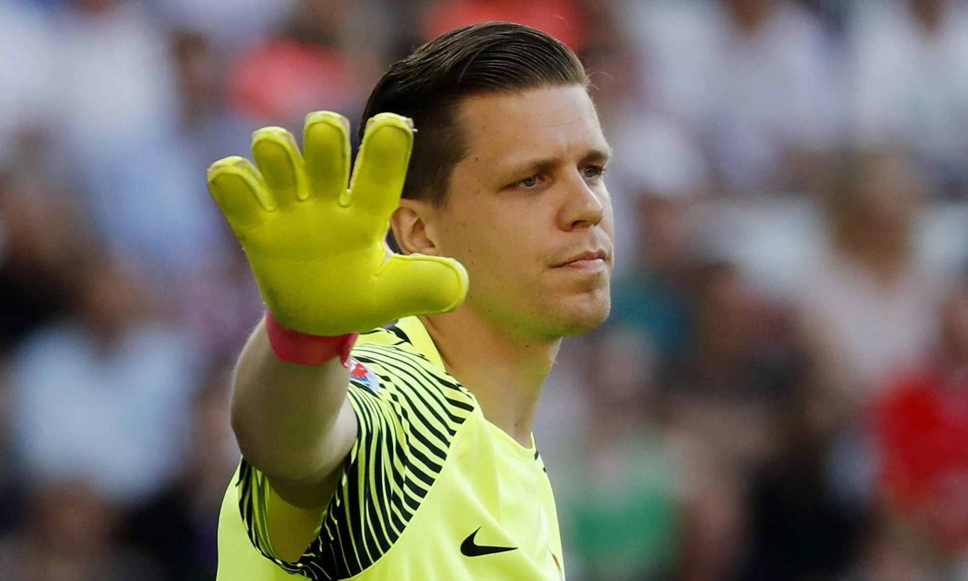 Former Arsenal goalkeeper, Szczesny announces retirement from football