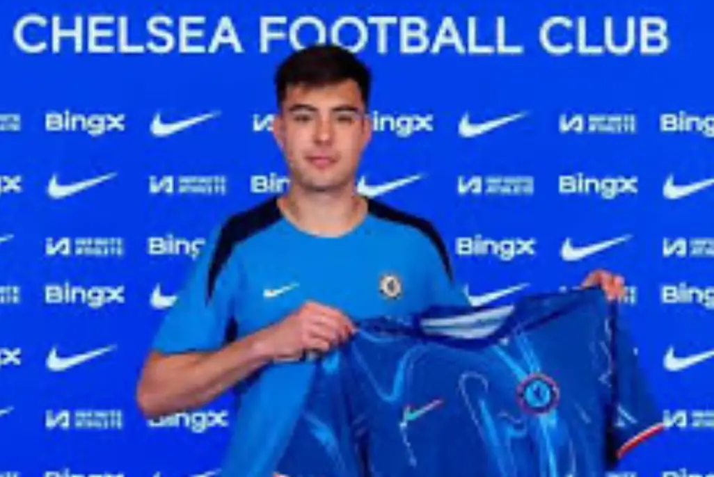 OFFICIAL: Chelsea Sign 19-Year-old Argentine Defender On Seven-Year Deal