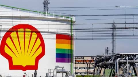 Oil giant SHELL set to reduce workforce to save cost