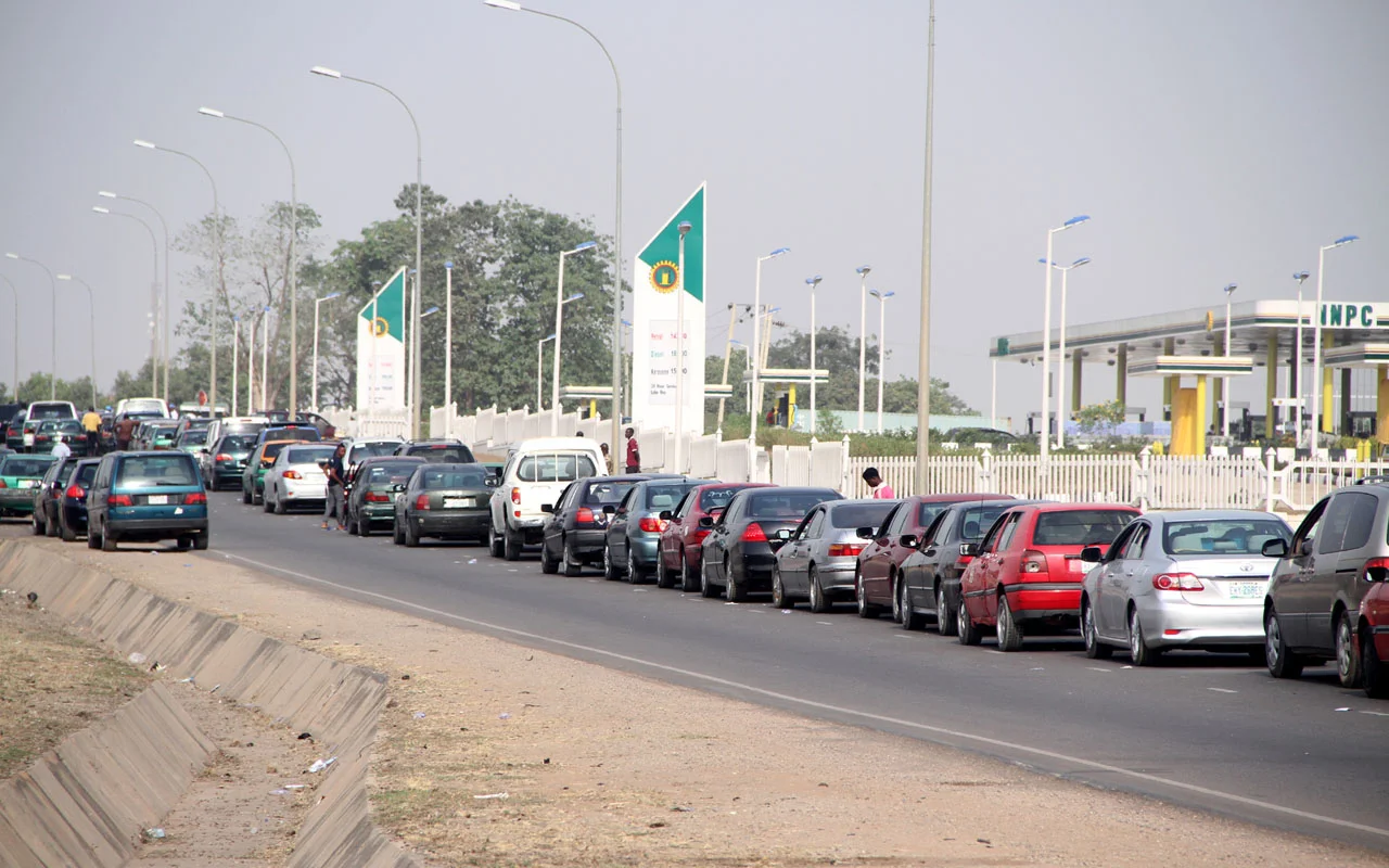 Protests: Fuel queues to ease as Lagos depots resume loading