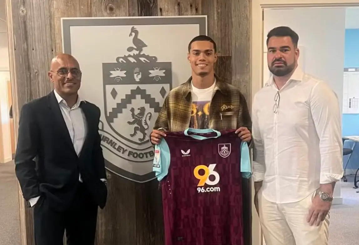 Ronaldinho’s Son Mendes Joins Burnley