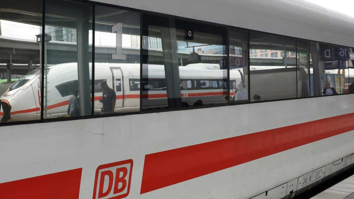 Troubled Deutsche Bahn sells logistics unit to Danish group