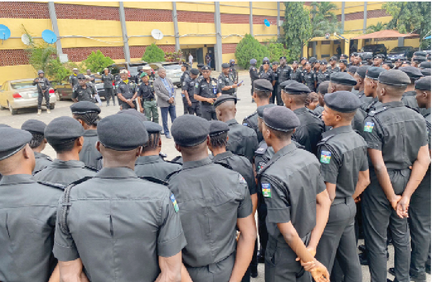 5 Policemen From Edo Election Duty Die In Kano Road Crash