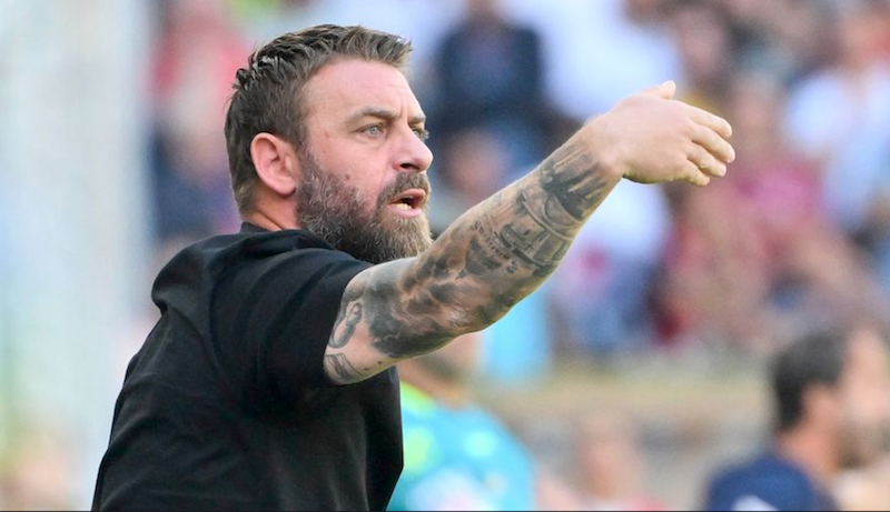 BREAKING: AS Roma fire coach Daniele de Rossi