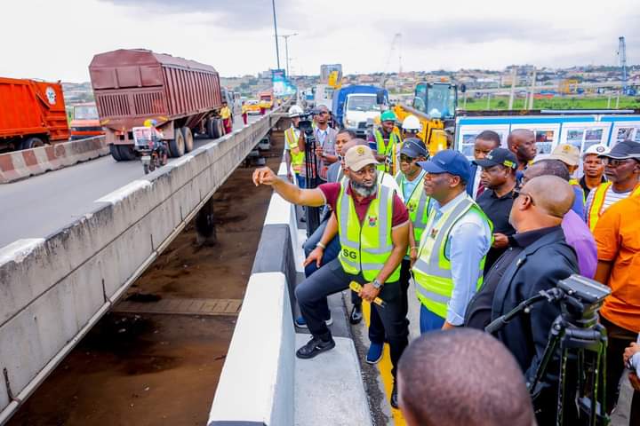 Lagos state government reopens Maryland/Ojota Bridge Maryland_Ojota Bridge