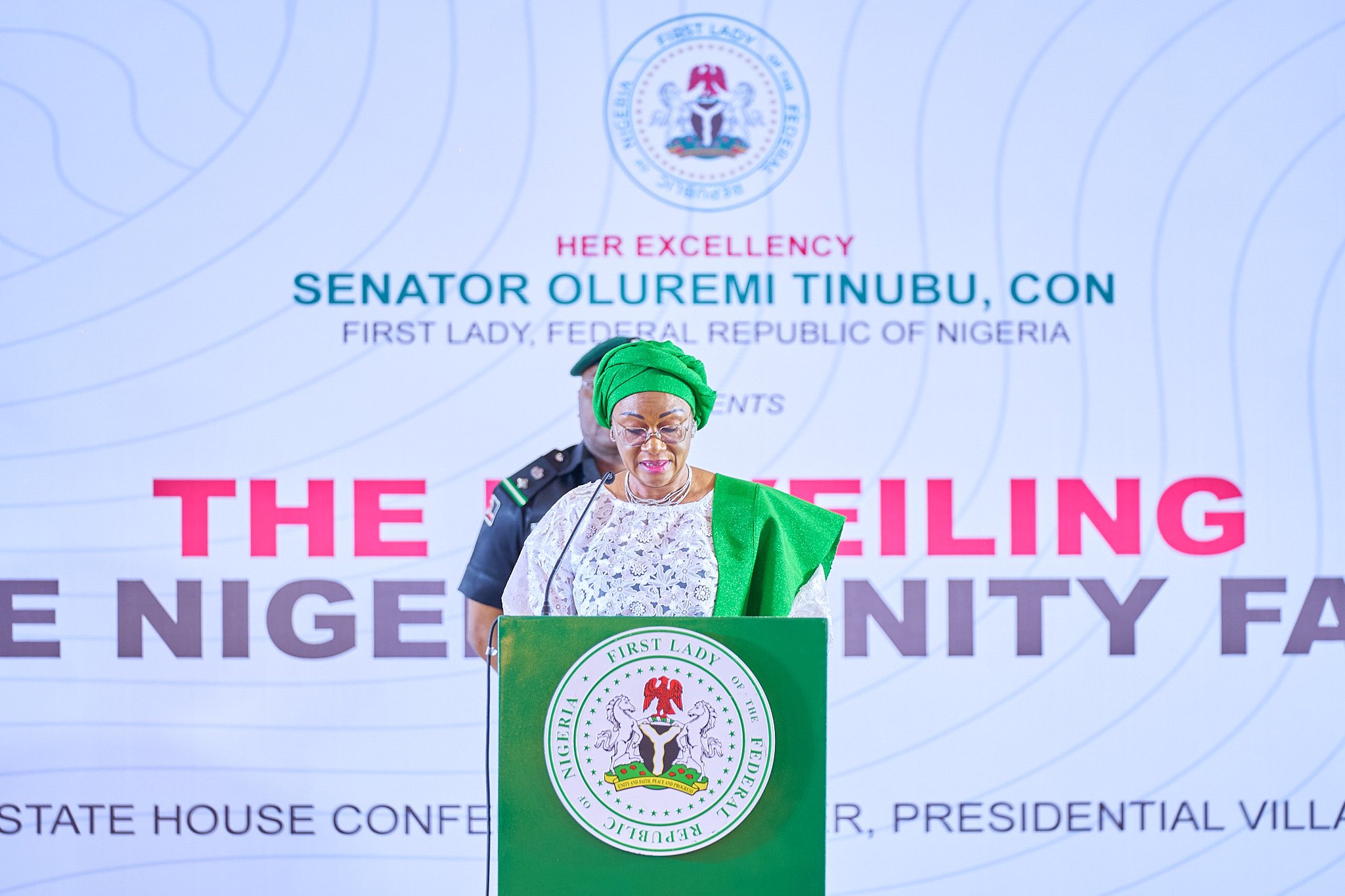 Nigerians fume as Tinubu’s wife unveils ‘National Unity Fabric’ amid hardship