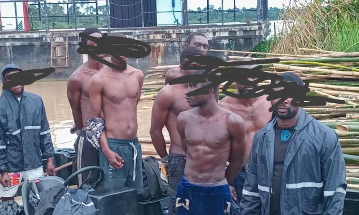 Oil theft: Troops intercept 8 suspects, recover stolen products in Bayelsa, Akwa-Ibom