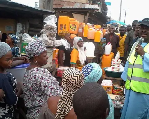 Bola Ige International Market