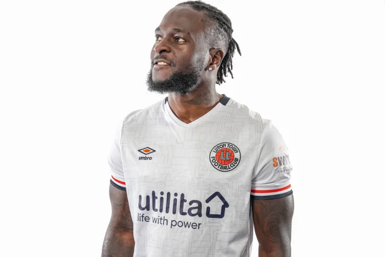 Transfer: Victor Moses joins Luton Town on permanent deal