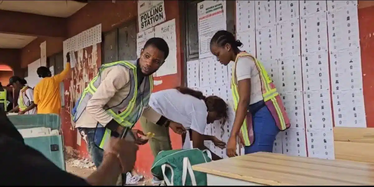 #EdoDecides2024: Voters protest lack of election result sheets at polling stations