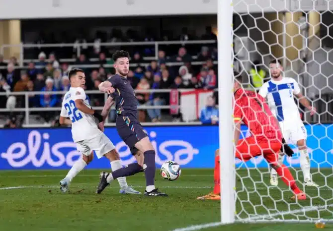 Nations League: Alexander-Arnold's stunner hands England 3-1 win over Finland