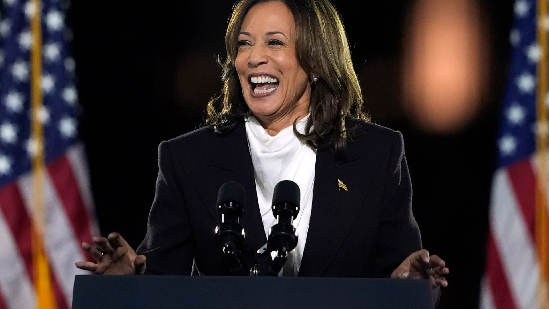 Harris names Trump 24 times in ‘dark & divisive’ speech & brands him ‘wannabe dictator’ as Biden calls voters ‘garbage’