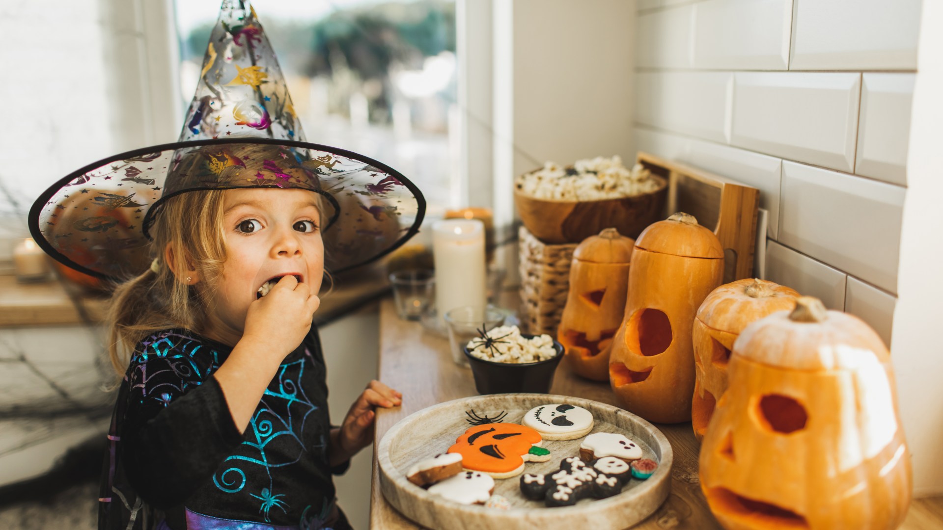 Shoppers rush to huge supermarket as Halloween costume prices are slashed by 80% - and prices start from £3.80