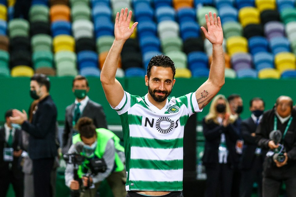 The double Portuguese league winner has confirmed talks between Man Utd and Sporting CP