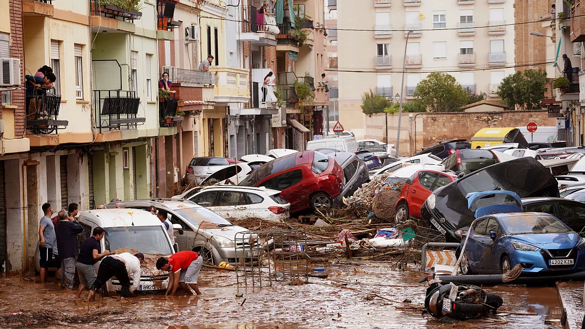 Flash Floods Kill 95 In Southern Spain