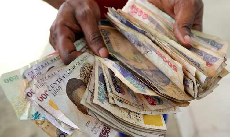 Issue More New Naira Notes, Withdraw Old Ones Before December 31