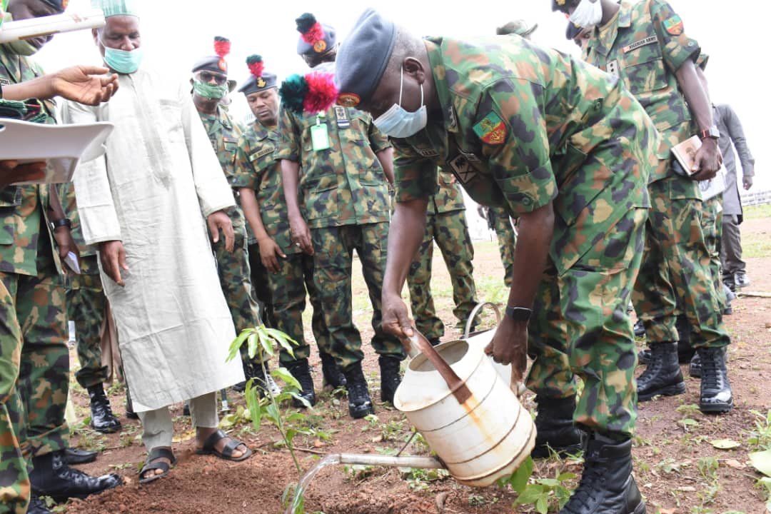 Kaduna Govt Donates 10,000 Seedlings To NDA