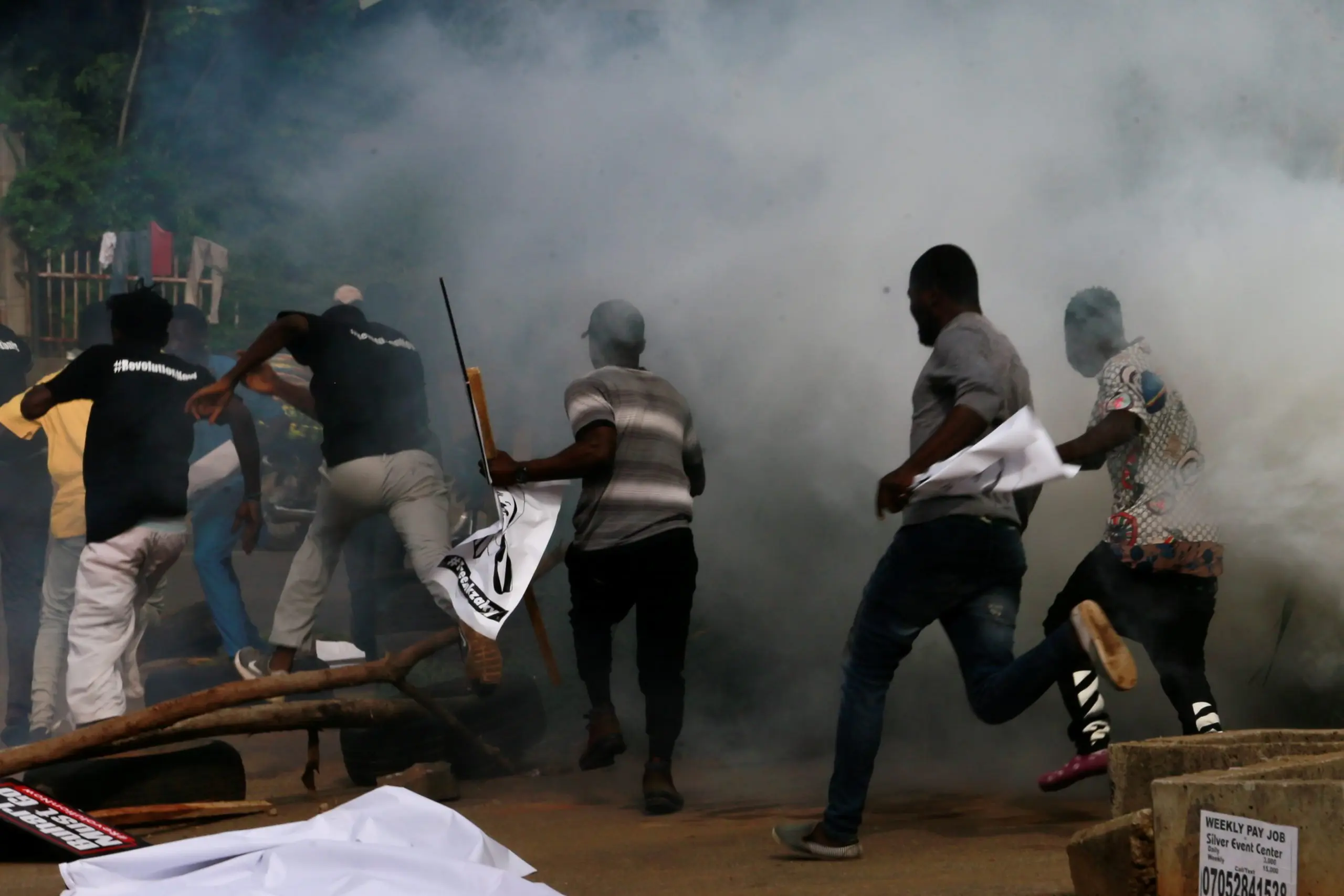 October 1 Showdown: Thugs take over protest venue in Port Harcourt