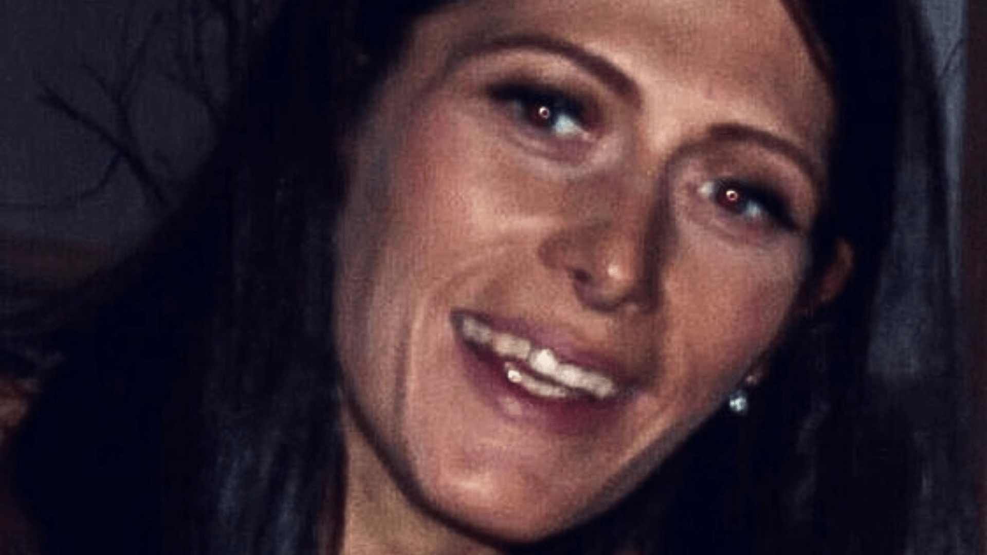 Tributes to 'lovely' woman murdered on Glasgow housing estate as detectives hunt killer