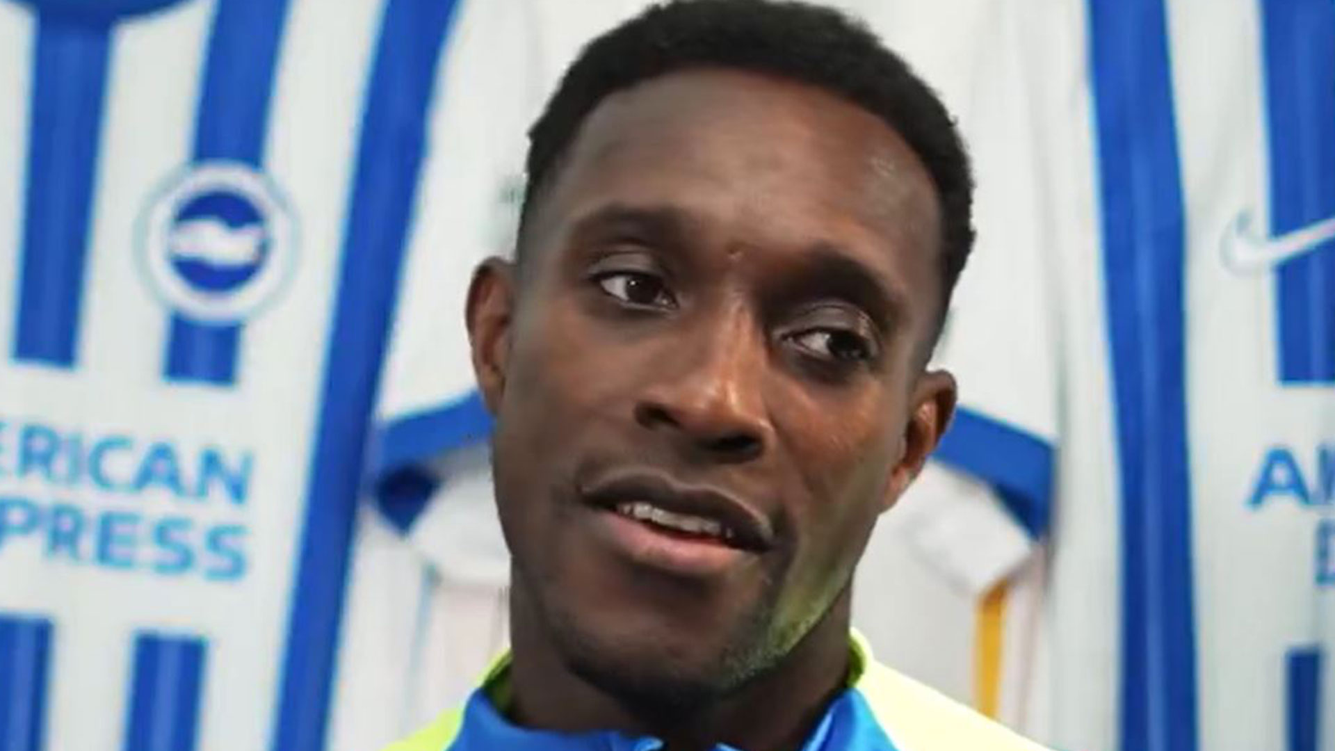 Danny Welbeck lifts lid on ex-Man Utd players' WhatsApp group including one huge star who just 'chats and chats'