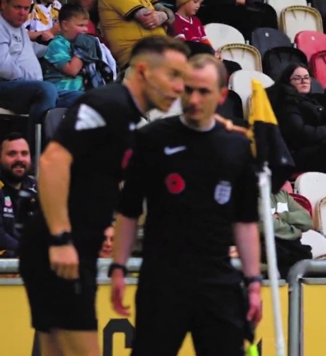 After consulting his linesman, ref Stephen Martin ruled out the goal