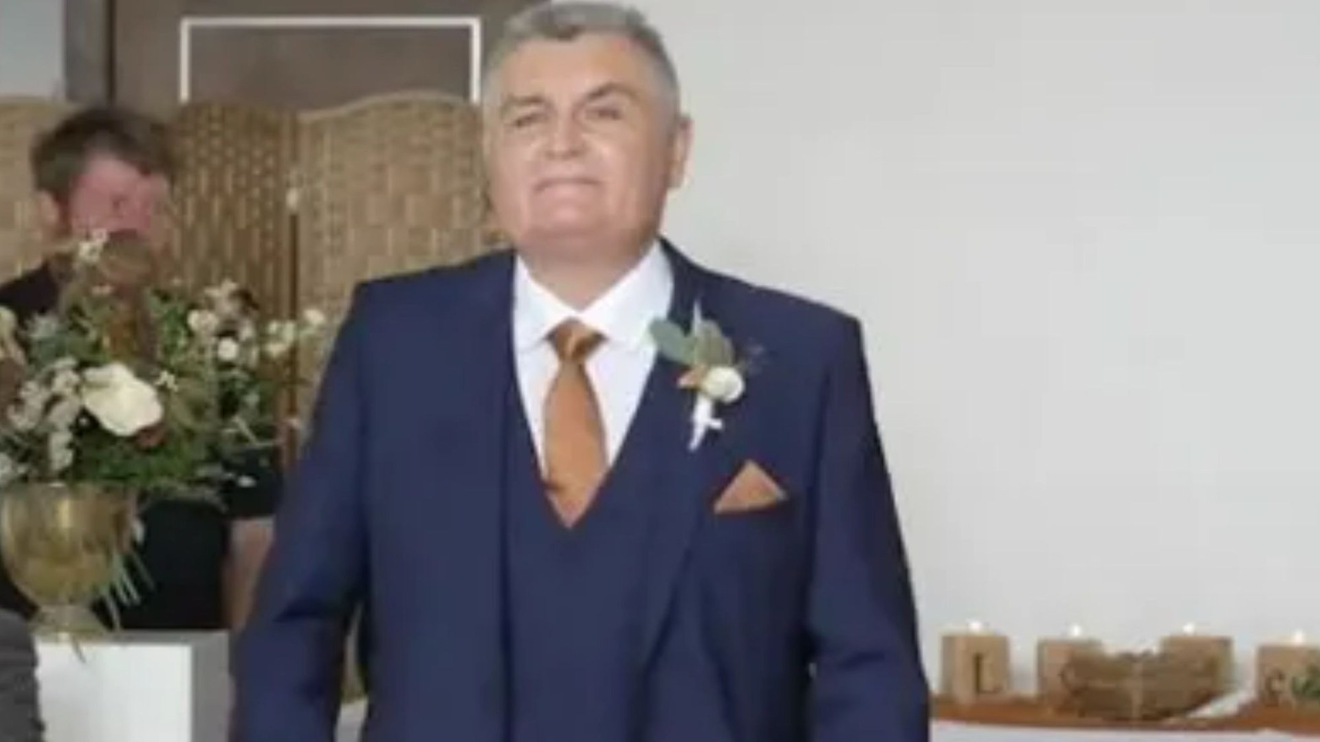 Watch father of bride proudly walk down aisle - but can you spot his mistake?