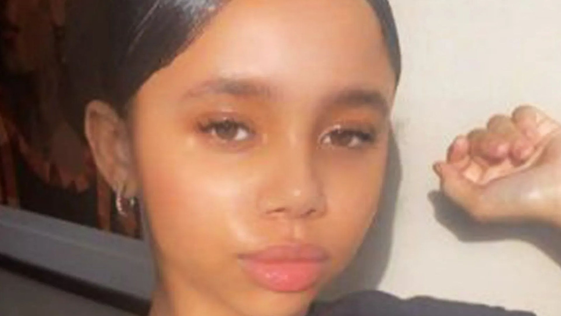 Desperate search for missing girl, 16, last seen at shopping centre four days ago