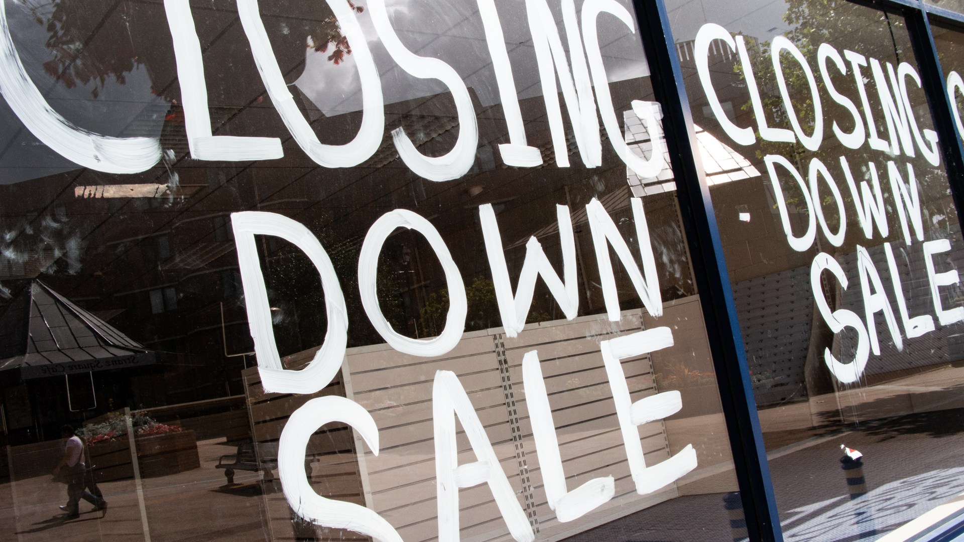 Major high street retailer with 1,400 stores to shut 'lovely' site after launching closing down sale