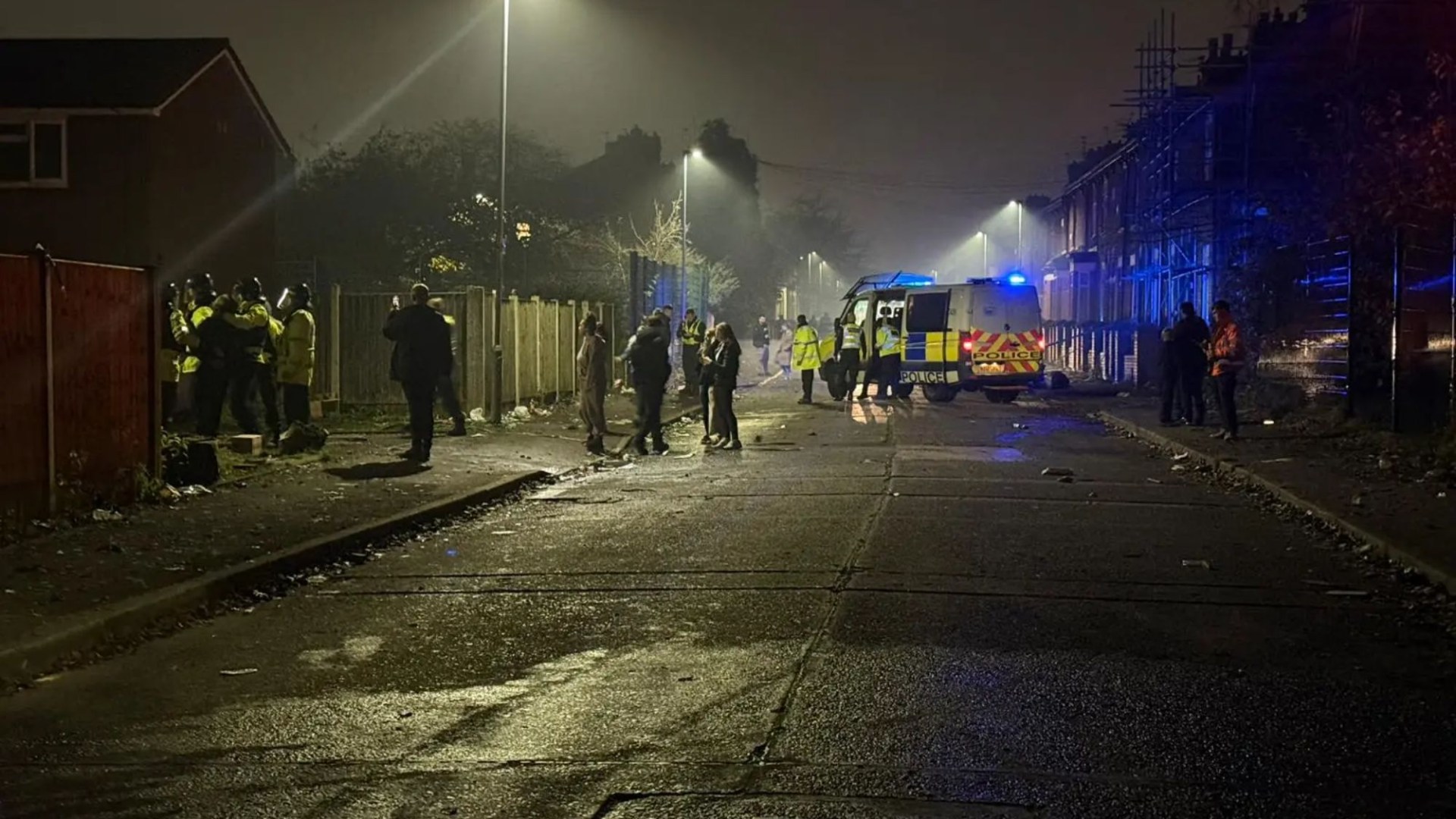 Bonfire Night ‘warzone’ as car engulfed in flames, fireworks hurled at cops & yobs erect BARRICADE in UK city – The Scottish Sun