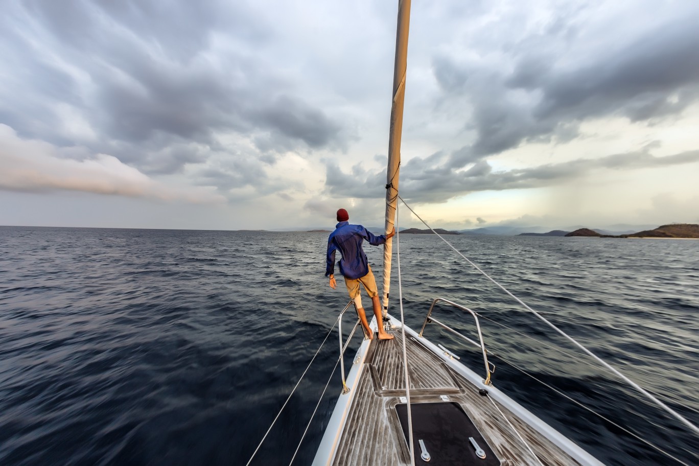 The 3p trick that sailors swear by to stop feeling seasick - and it works on planes too