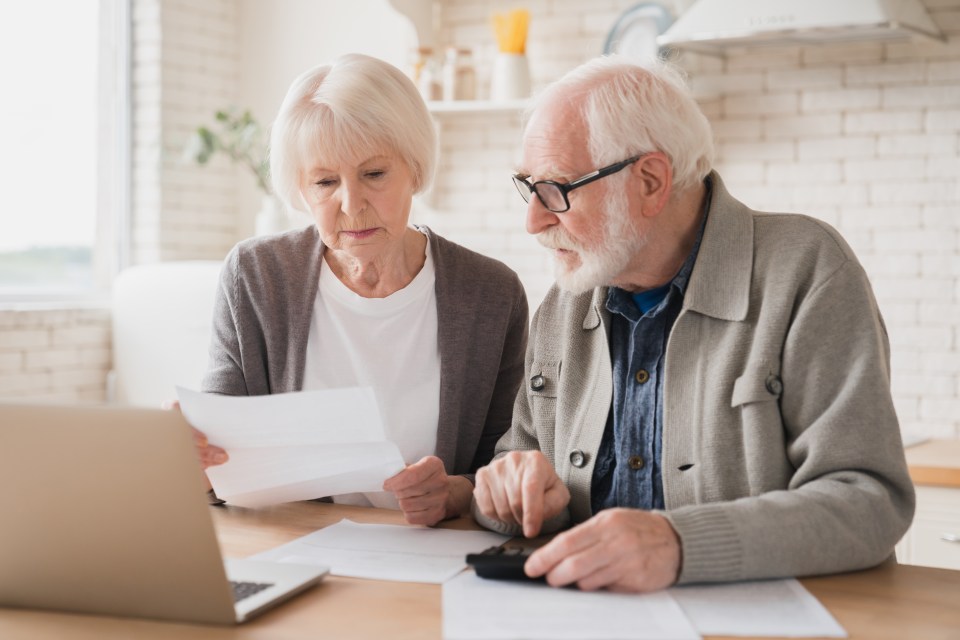 Married couples could see an extra £4,000 every year through means-tested benefits