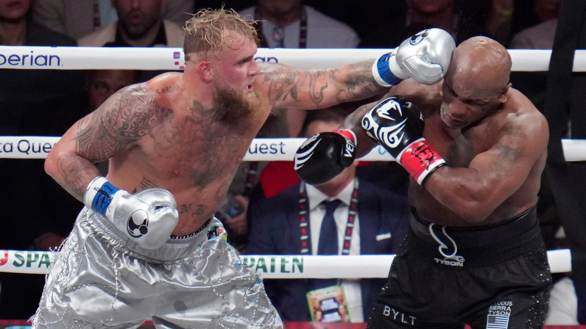 Jake Paul BEATS Mike Tyson in unanimous decision as crowd BOO dull fight and fans say ‘this is just sad to watch’ – The Scottish Sun