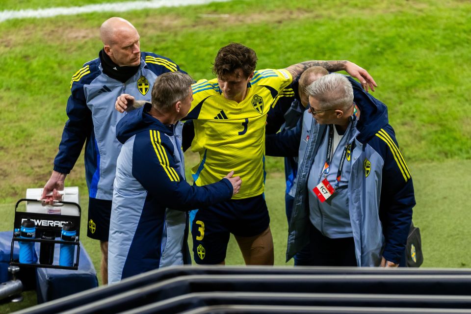 Lindelof, 30, was helped off by medical staff