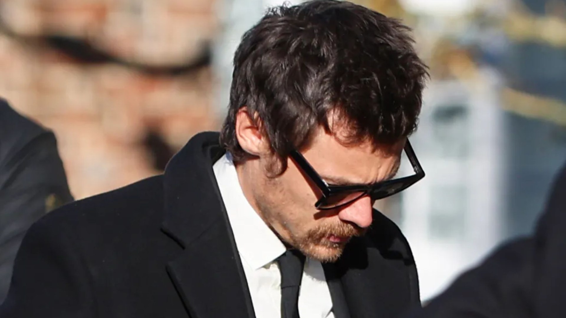 Harry Styles arrives at Liam’s funeral as mourners led by 1D stars girlfriend Kate Cassidy attend ‘perfect service’ – The Scottish Sun