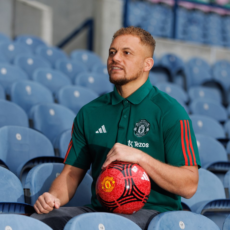 Former Man Utd star Wes Brown is tipping to Gunners to pull off a spectacular comeback