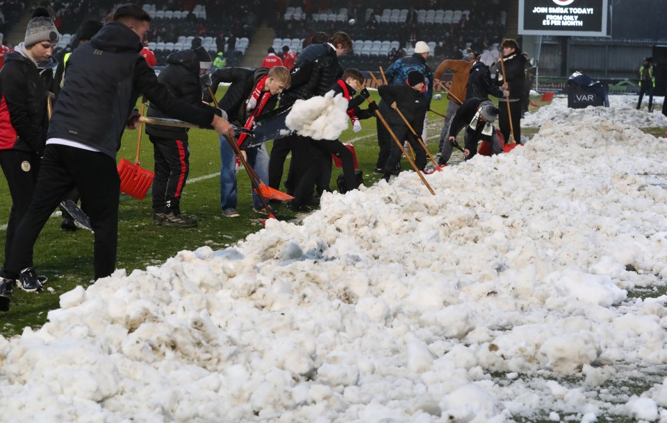 Volunteers chipped in to make sure the game went ahead