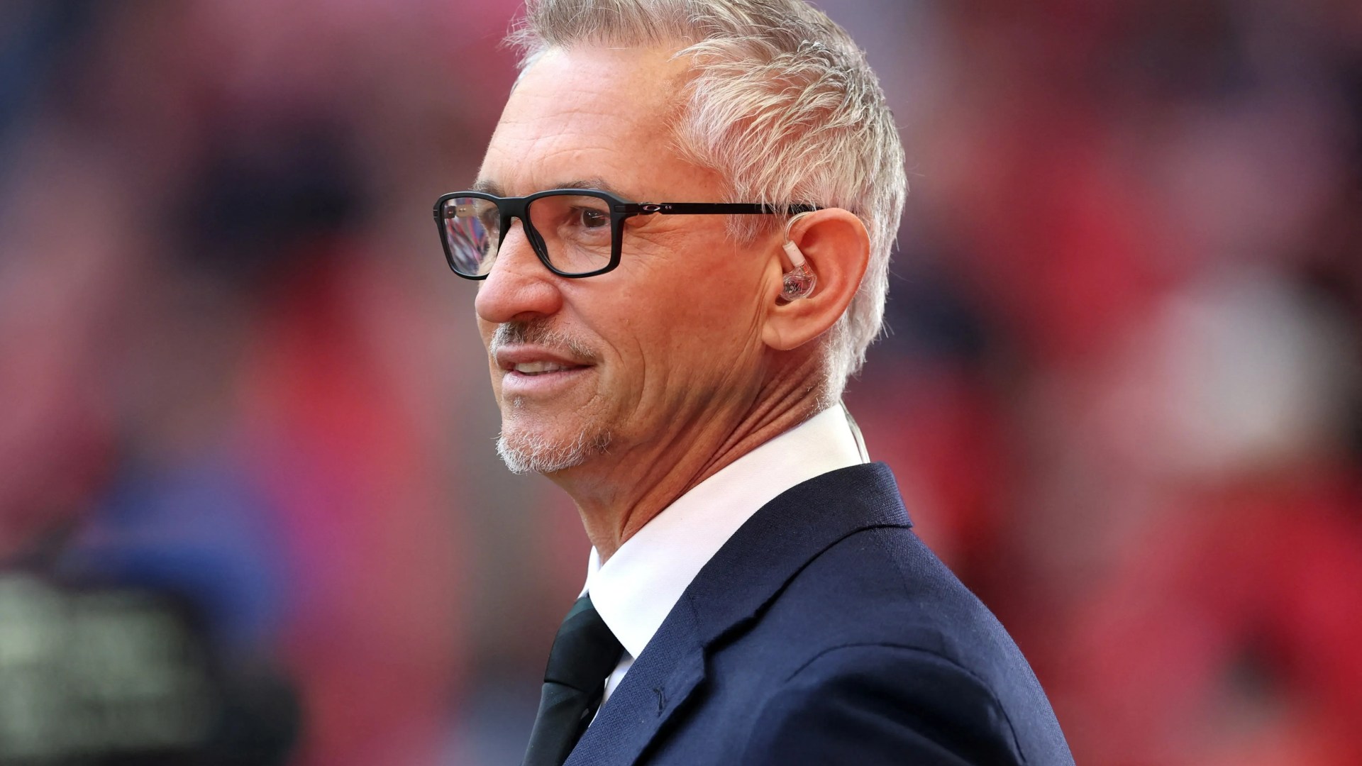 'He's really got something' - Gary Lineker calls for former England manager to replace Steve Cooper at Leicester