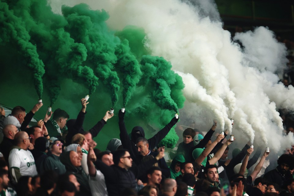 Ultras also lit green and white smoke bombs