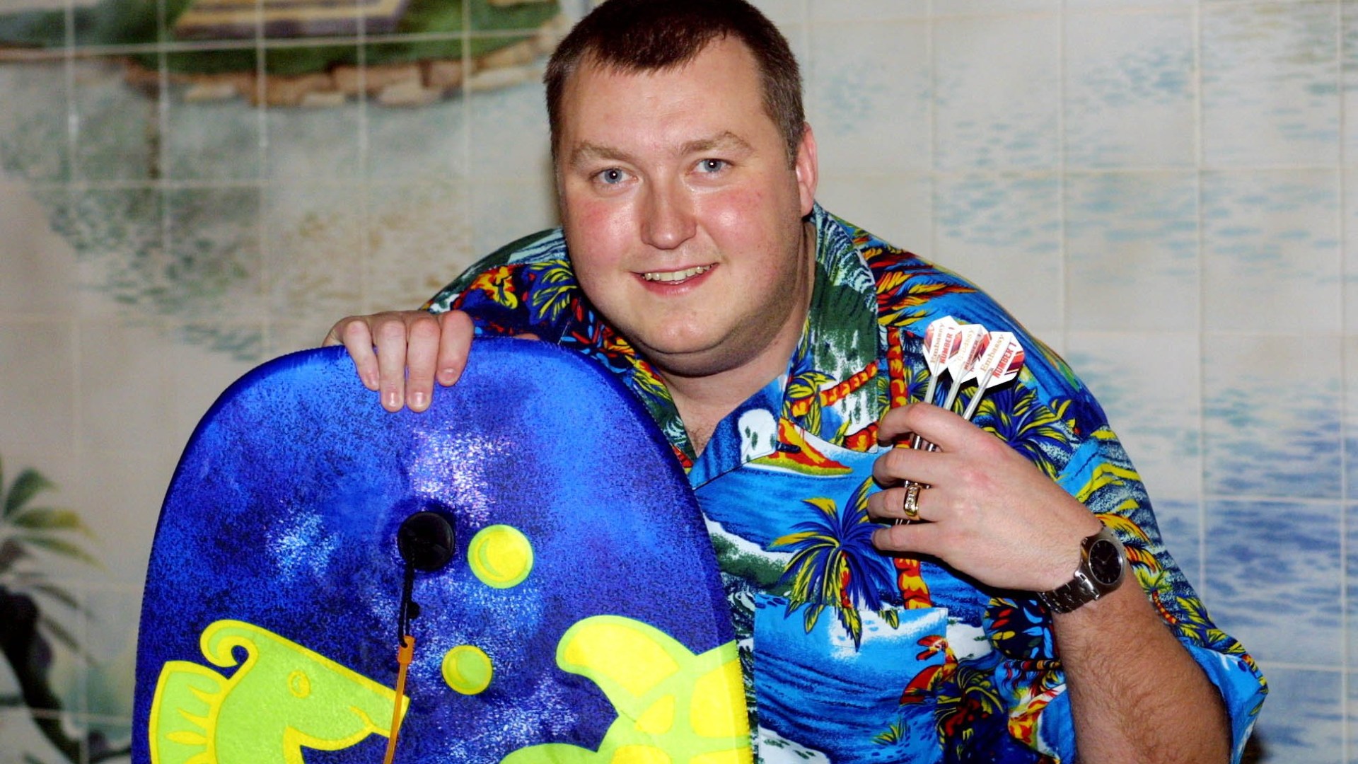 Darts legend Wayne Mardle's incredible weight loss revealed after losing 50 KILOS since leaving Tour