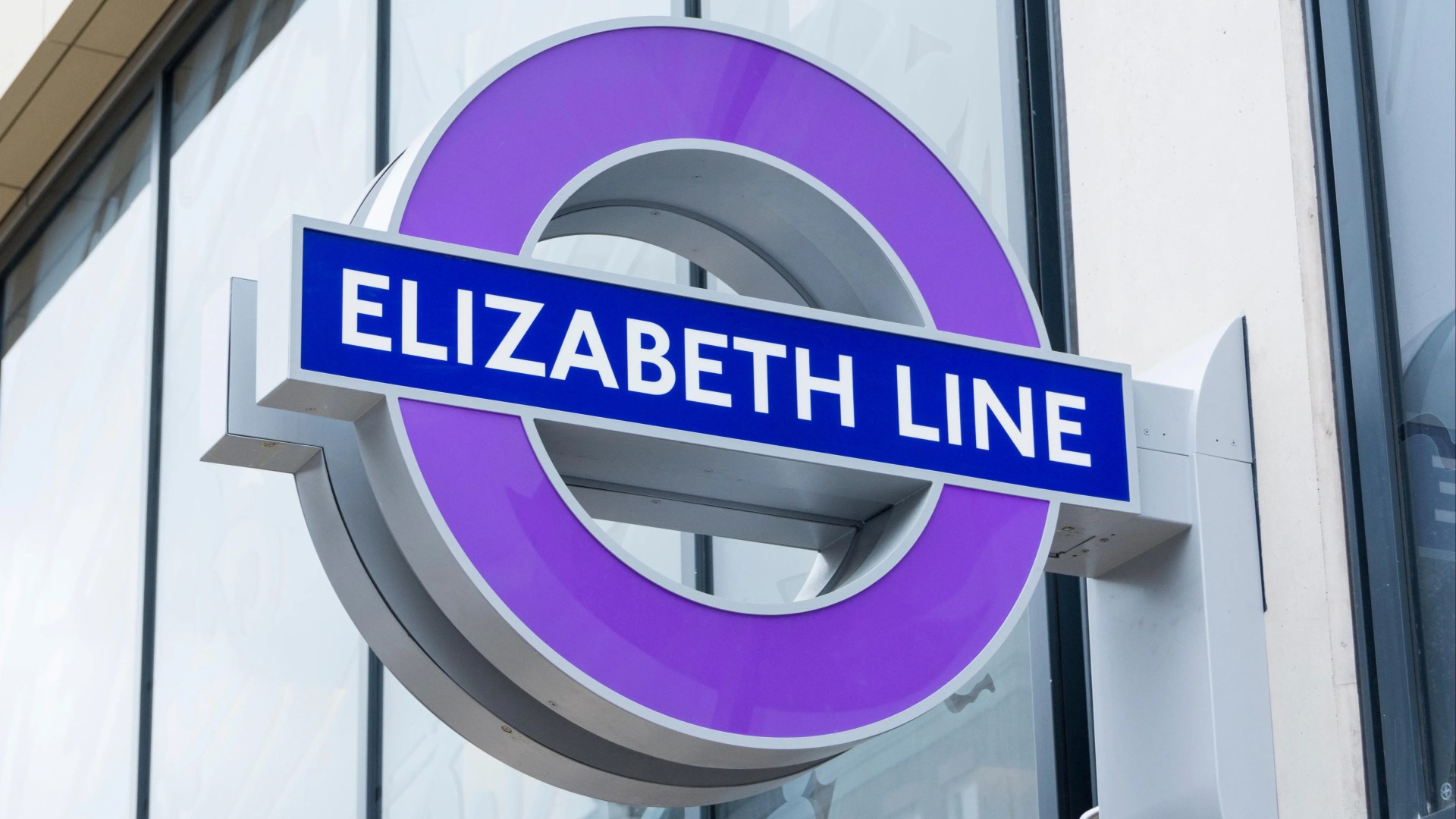 Is the Elizabeth line down? London Underground status and strike updates for Paddington to Abbey Wood route