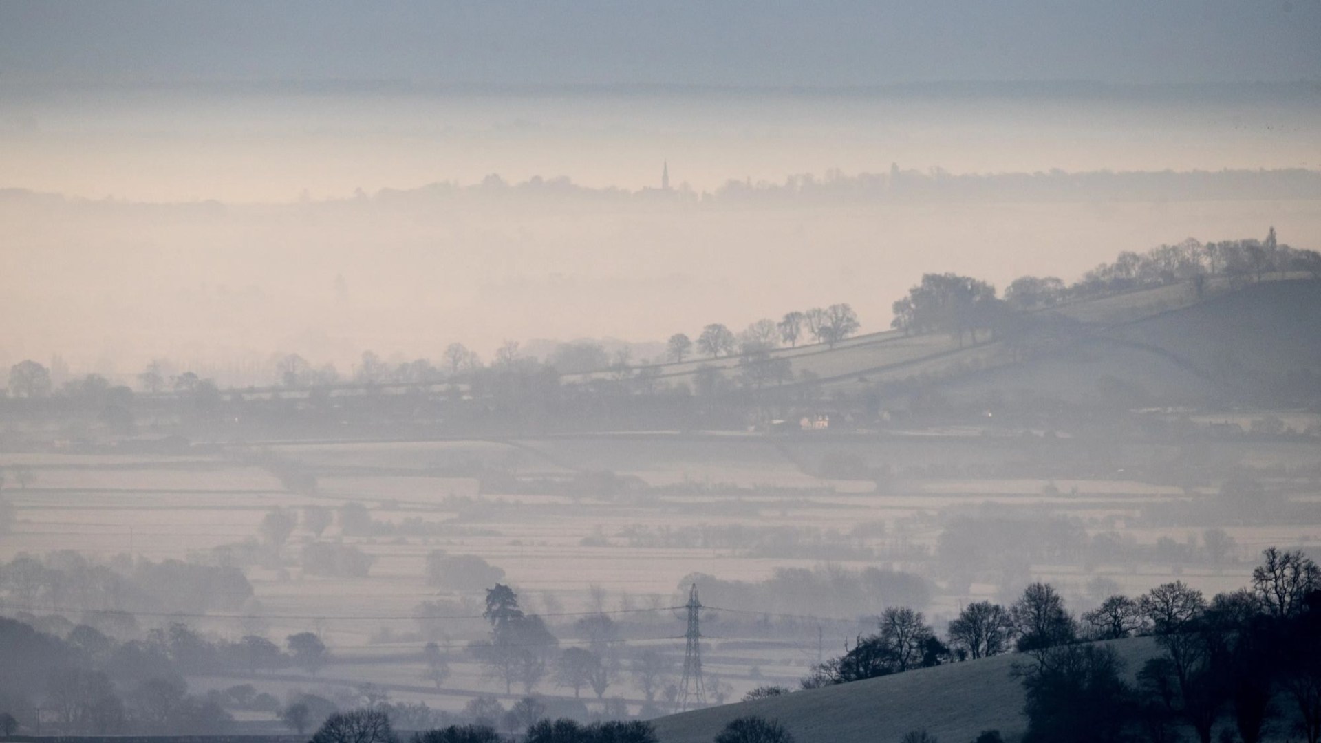 Flights cancelled as fog rolls in with millions waking up to sub-zero temperatures and ‘hazardous’ ice – The Scottish Sun