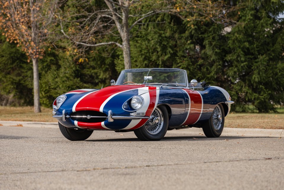 “Yeah, baby!” The ‘Shaguar’ Jaguar E-type roadster from the Austin Powers